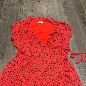 Aritzia Sunday Best size 4 Wrap Dress